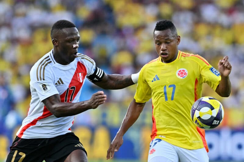 Soi kèo châu Á, kèo chấp Colombia vs Peru