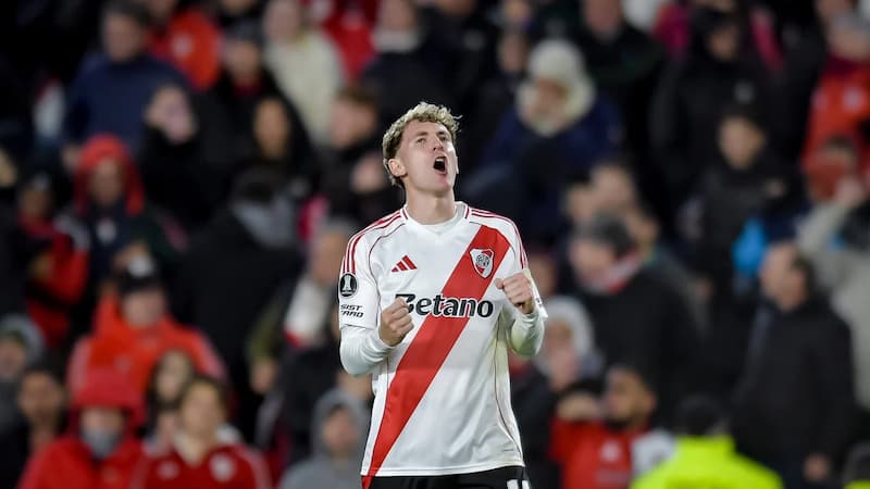 Soi kèo tài xỉu River Plate vs Urawa Red Diamonds