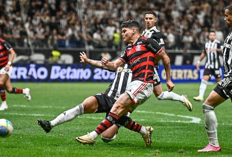 Soi kèo châu Á, kèo chấp Flamengo vs Atletico Mineiro