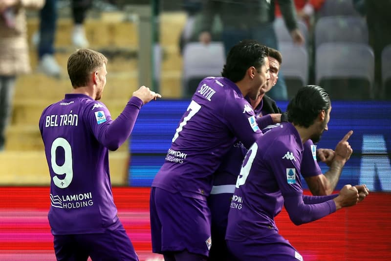 Soi kèo tài xỉu Cagliari vs Fiorentina