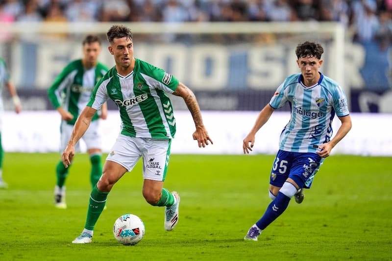 Soi kèo tài xỉu Elche vs Real Betis