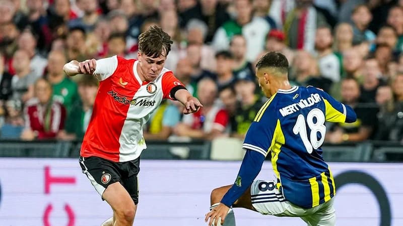 Soi kèo châu Á, kèo chấp Fenerbahce vs Feyenoord