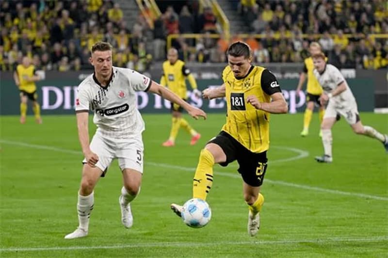 Soi kèo châu Á, kèo chấp St. Pauli vs Dortmund